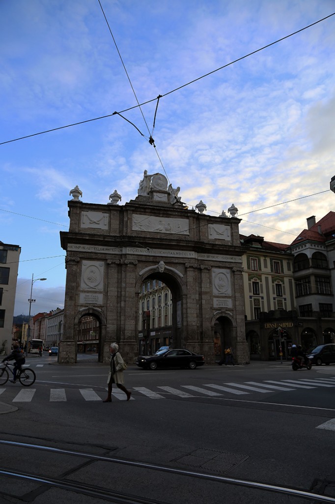 Innsbruck ma nawet swój Łuk Triumfalny.