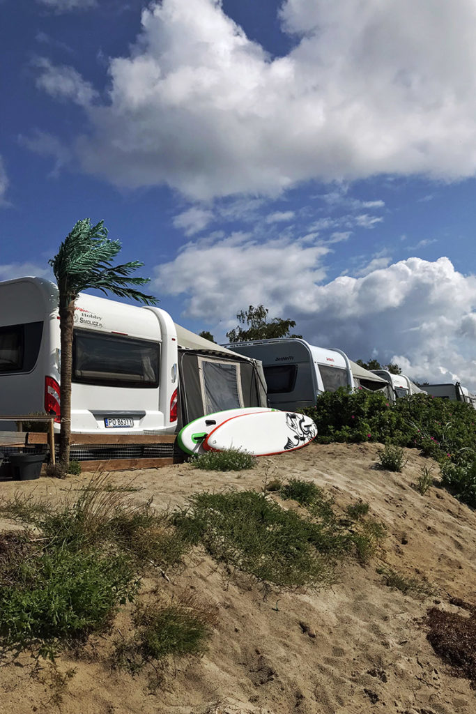 Polskie Hawaje. Camping Maszoperia sun4hel, Jastarnia