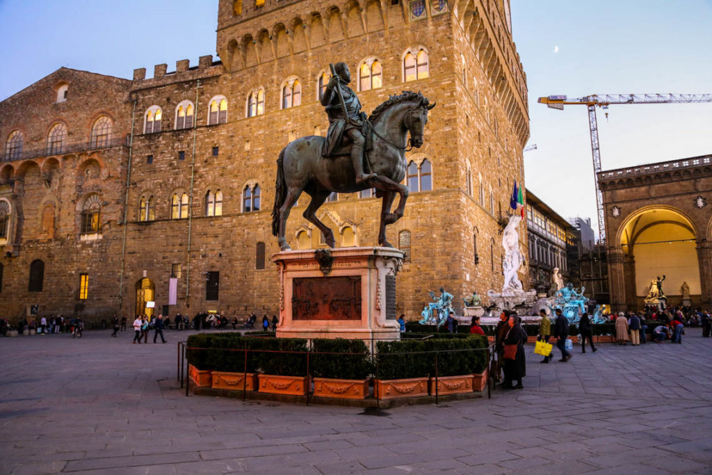 Florencja - pomnik konny Kosmy I, księcia Toskanii; 29 października 2014