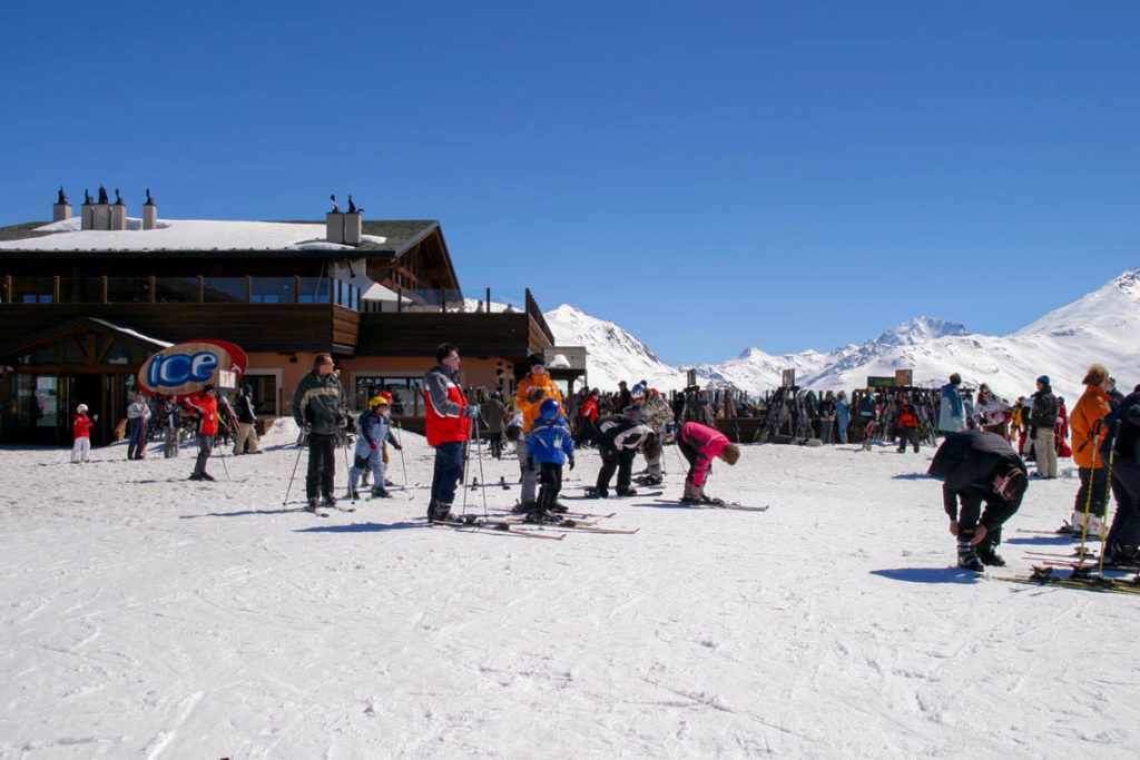 Livigno - narciarze na stoku, 4 kwietnia 2006