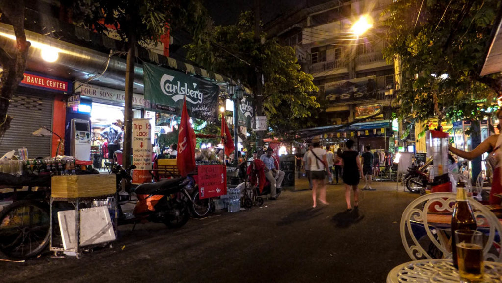 Bangkok - Ram Buttri Road, 27 kwietnia 2012